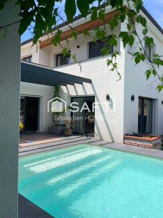  Maison � vendre 5 pi�ces 204 m�