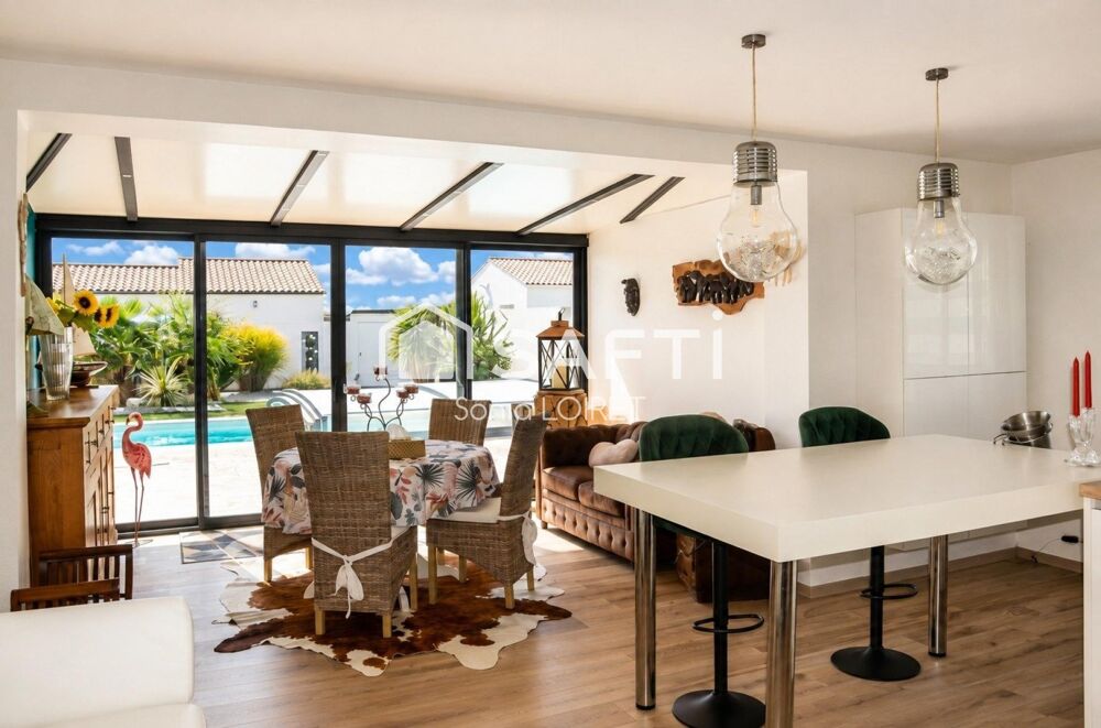 Vente Maison Maison familiale avec piscine Talmont-saint-hilaire