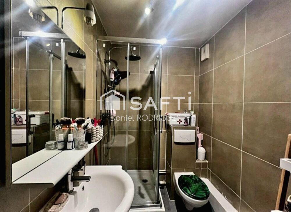 Vente Appartement Idéal investisseur: studio loué 638 €/mois C.C Pontcarre