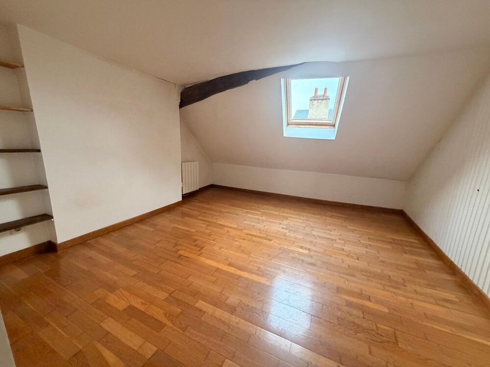 L'allure d'un triplex, l'âme d'un foyer