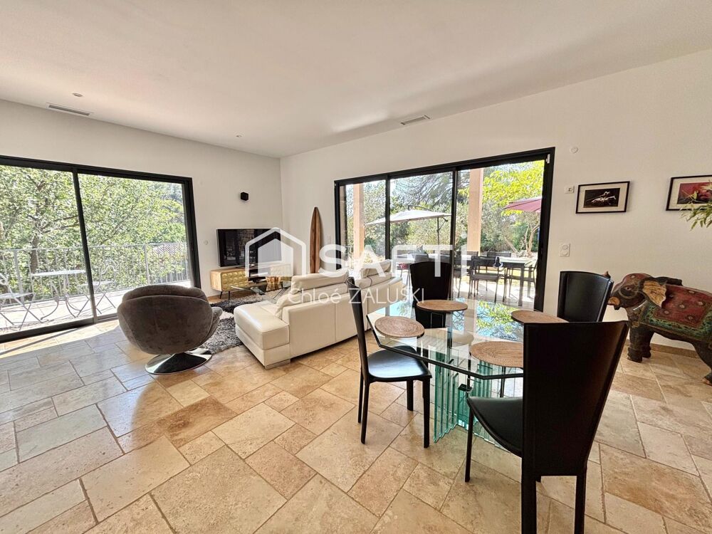 Vente Maison Lorgues – Maison contemporaine de plain-pied, piscine et cadre naturel privilégié Lorgues