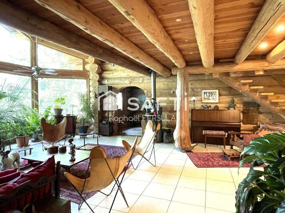 Incroyable maison en rondins 8 pièces