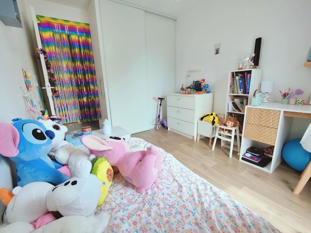 Vente Appartement Ascenseur. Au calme. Clim. DPE C. Dernier étage Villenave-d'ornon