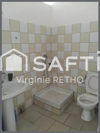  Immeuble � vendre 220 m�