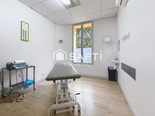  Immeuble à vendre 200 m²
