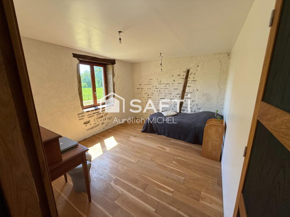 à vendre  Maison Crans (01320)
