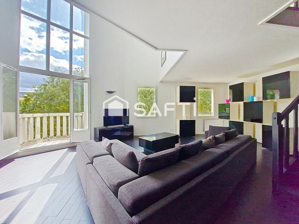 Vente Appartement Le privilège des derniers étages pour ce duplex, la proximité de toutes les commodités Rosny-sous-bois