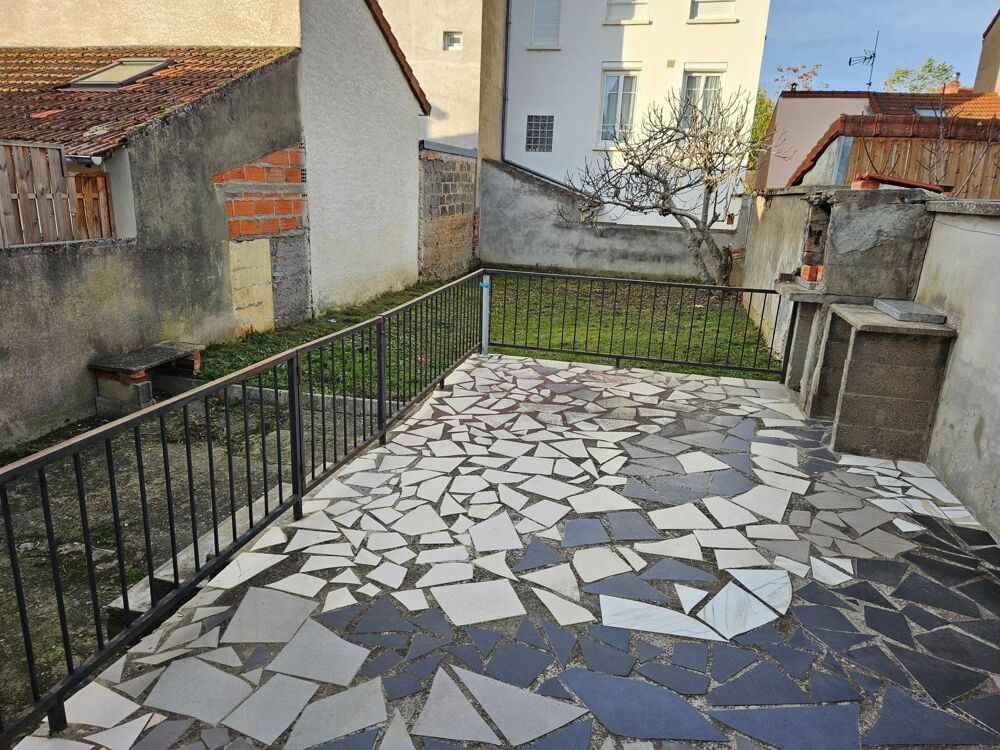 Vente Maison Maison 85 m² Vichy secteur calme proche Marché Couvert avec Jardin et terrasse Vichy
