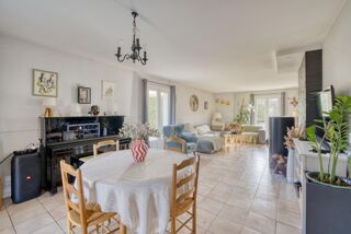 Maison à vendre 6 pièces 217 m²