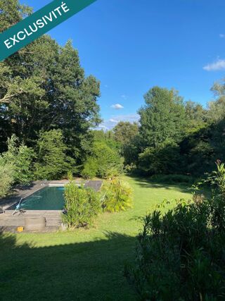  Maison � vendre 8 pi�ces 325 m�