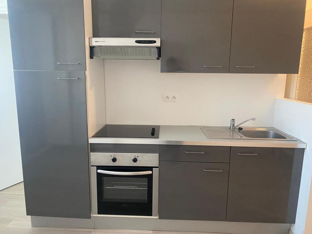 Appartement à Mons en Baroeul de 32 m² au 15 étage en co....