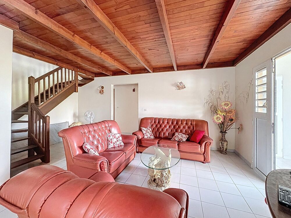 Vente Immeuble SAINTE-ANNE : Immeuble de rapport id�alement situ� avec Fort potentiel locatif Sainte-anne