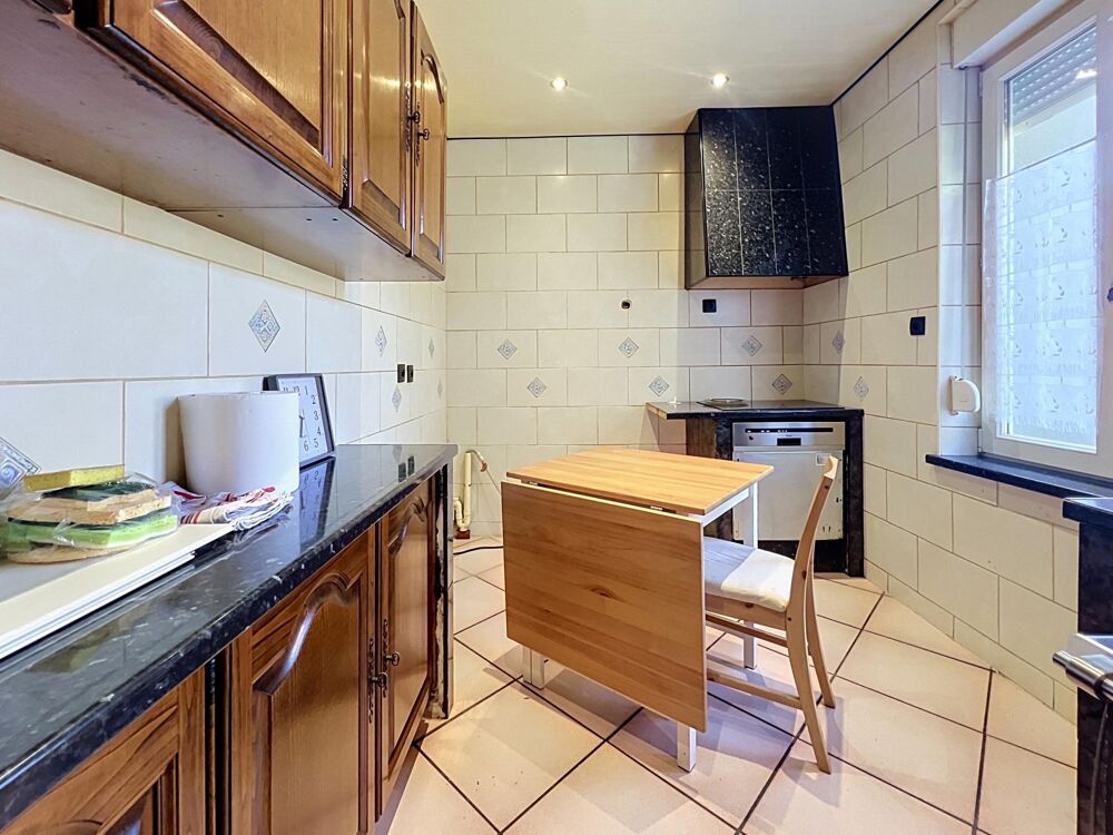 Vente Maison Maison familiale 4 chambres avec jardin et garage à Thionville. Thionville