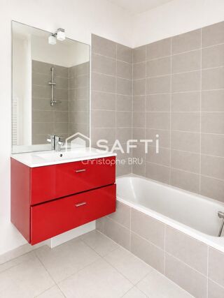 Vente Appartement DERNIER ÉTAGE AVEC TERRASSE, ASCENSEUR ET 2 PARKINGS Castanet-tolosan