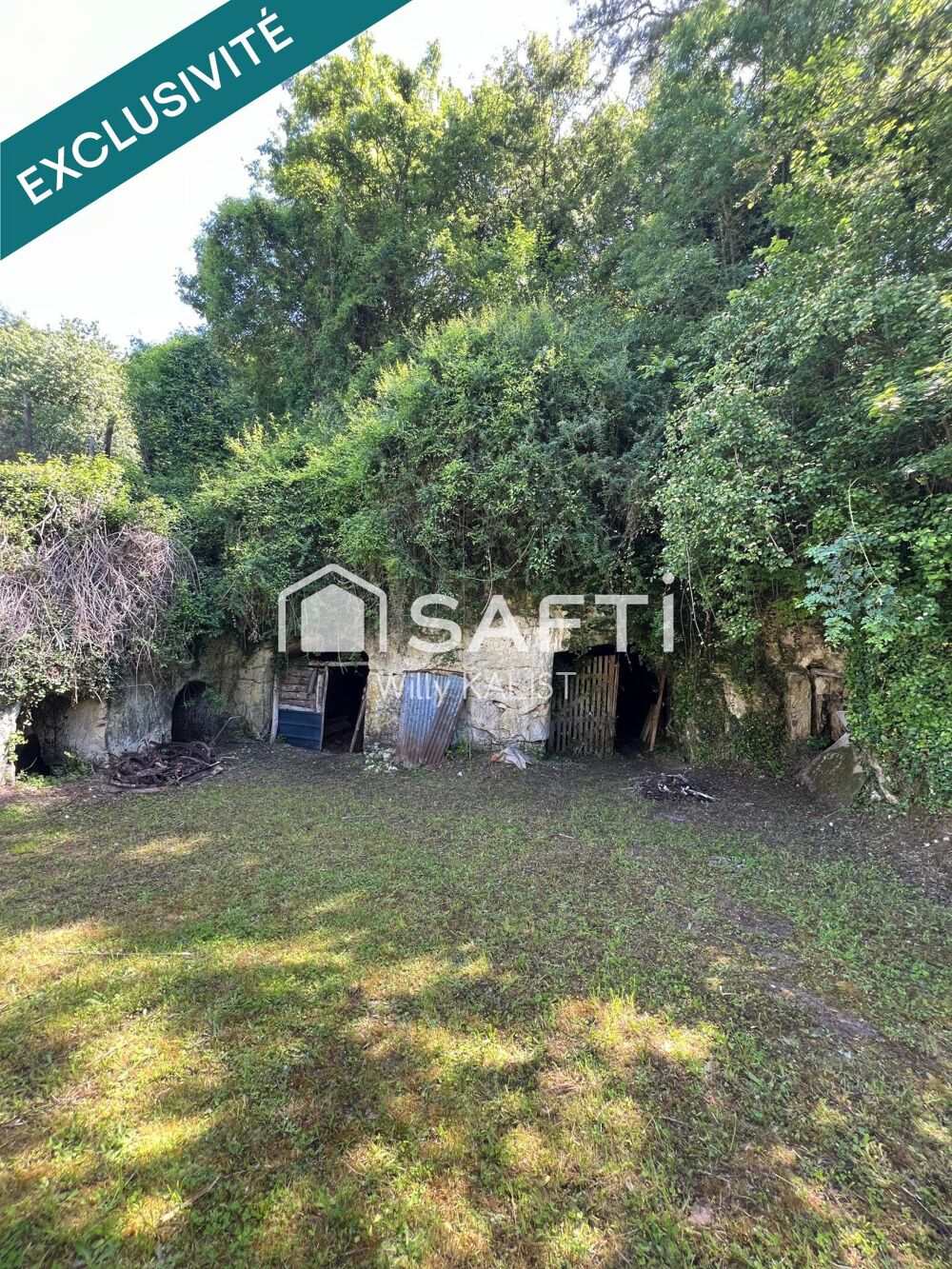 Vente Terrain Terrain Constructible avec 2 grandes Caves troglodytes Cinq-mars-la-pile