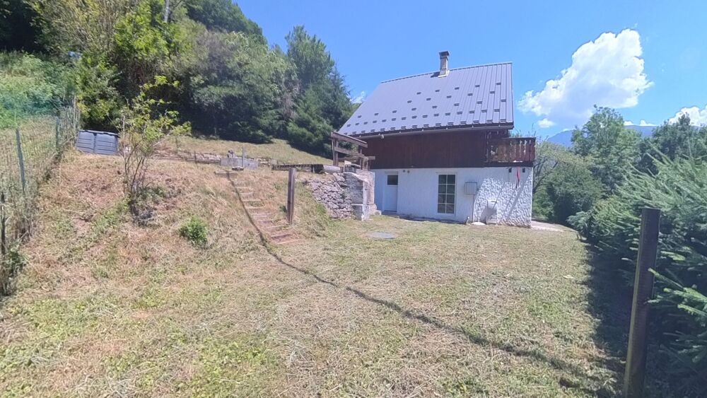 Location Maison Maison T3 de 77m² Sechilienne