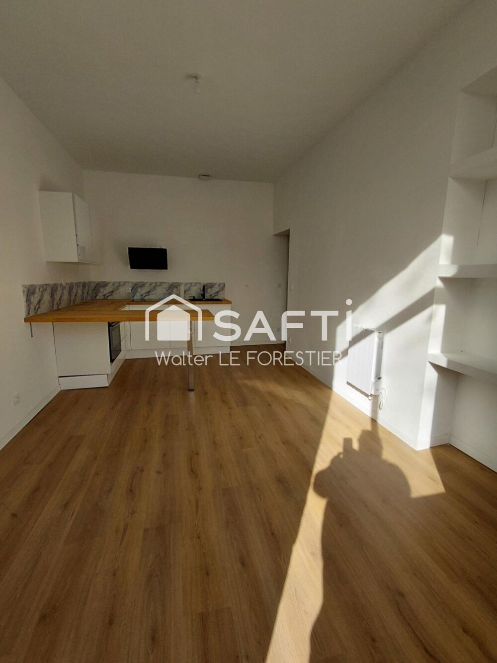 APPARTEMENT T3 RENOVE AVEC JARDIN ET PLACE DE PARKING