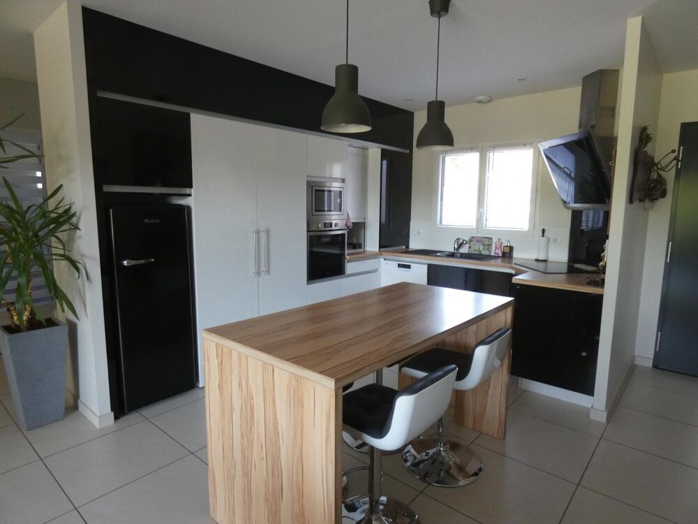 Vente Maison Maison contemporaine de plain pied de 159m². Le garric