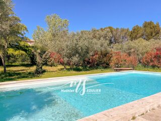 Vente Maison Bastide familiale rénovée 350 m² - Mimet Mimet