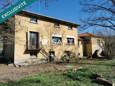   MAISON 233m� � R�NOVER  SUR PARCELLE DE 2300m� Maison - 8 pi�ce(s) - 233 m�