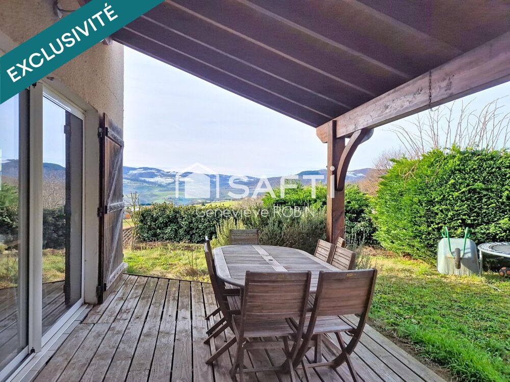 Maison familiale individuelle de 196 m² habitables avec 6 chambres  Terrain de 759 m²