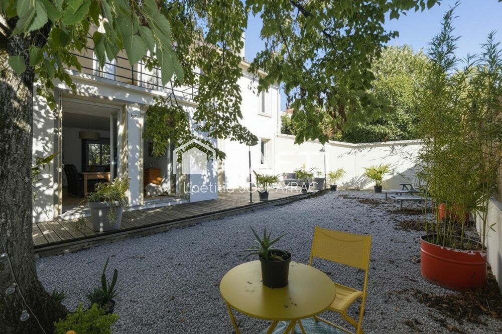 Vente Maison Maison proche centre 162 m² avec garage et jardin. Castres