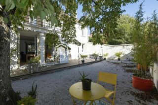 Vente Maison Maison proche centre 162 m² avec garage et jardin. Castres