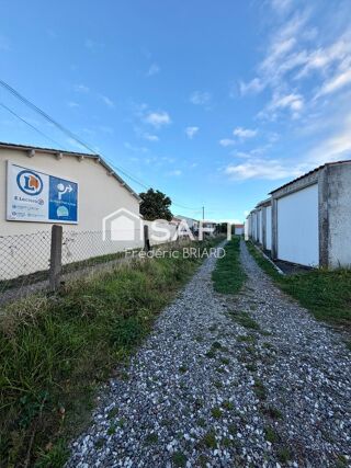  Parking / Garage � vendre 