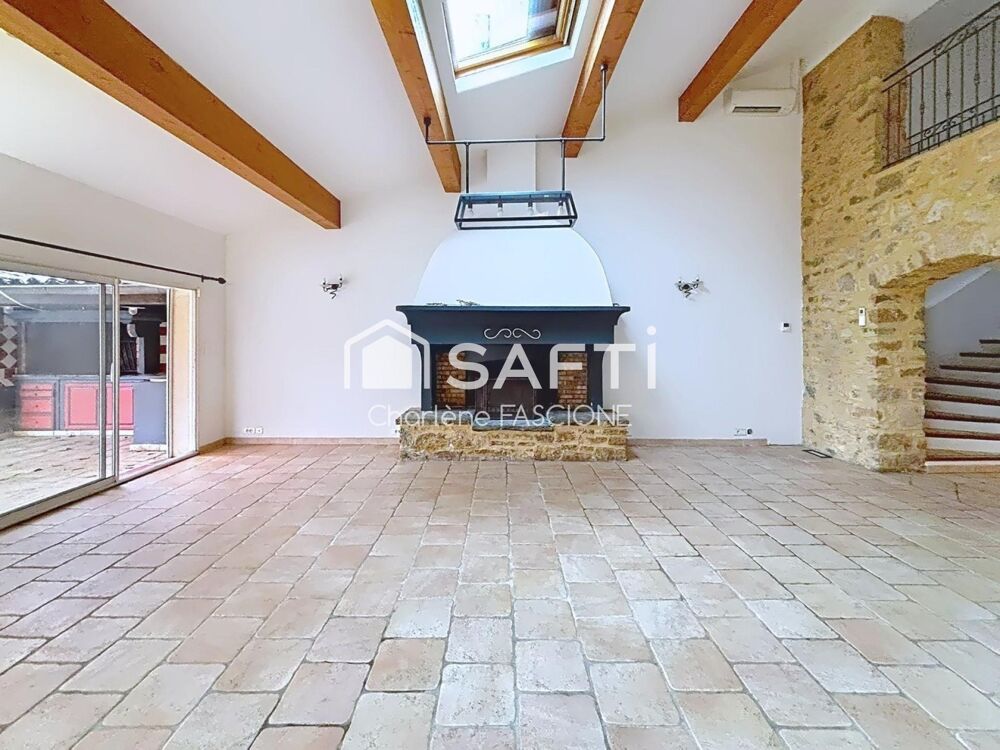 Vente Maison Le charme de l'ancien, le confort d'aujourd'hui… et un extérieur exceptionnel en cœur de village ! Carces