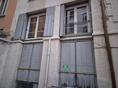   LOCAL Commercial  avec entresol 