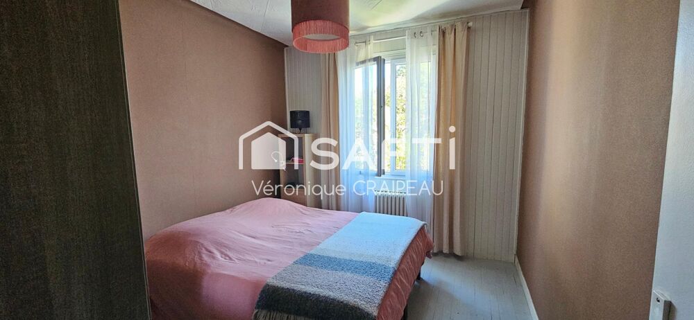 Vente Maison Maison de ville, 2 niveaux, 3 chambres, garage double et extérieur proche tous services La roche-sur-yon