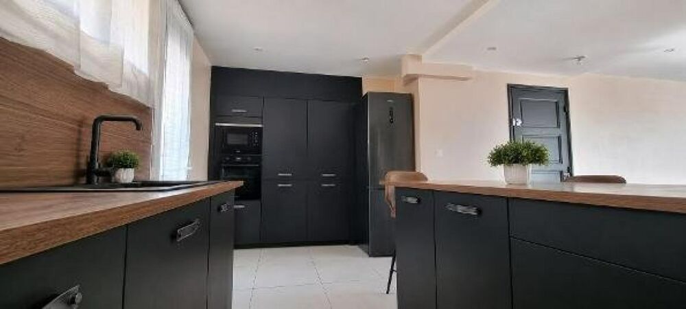 Vente Appartement Appartement T4 de 88 m² avec garage - cave, balcon et loggias Beziers