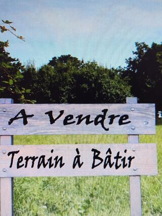  Terrain à vendre 700 m²