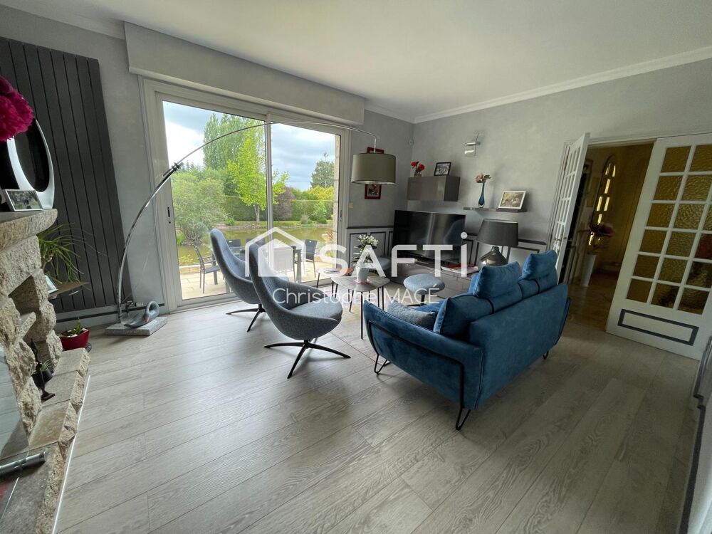 Vente Maison Propriété  8 pièces - 195m2 sur un terrain de 3151m2 avec plan d'eau Laval