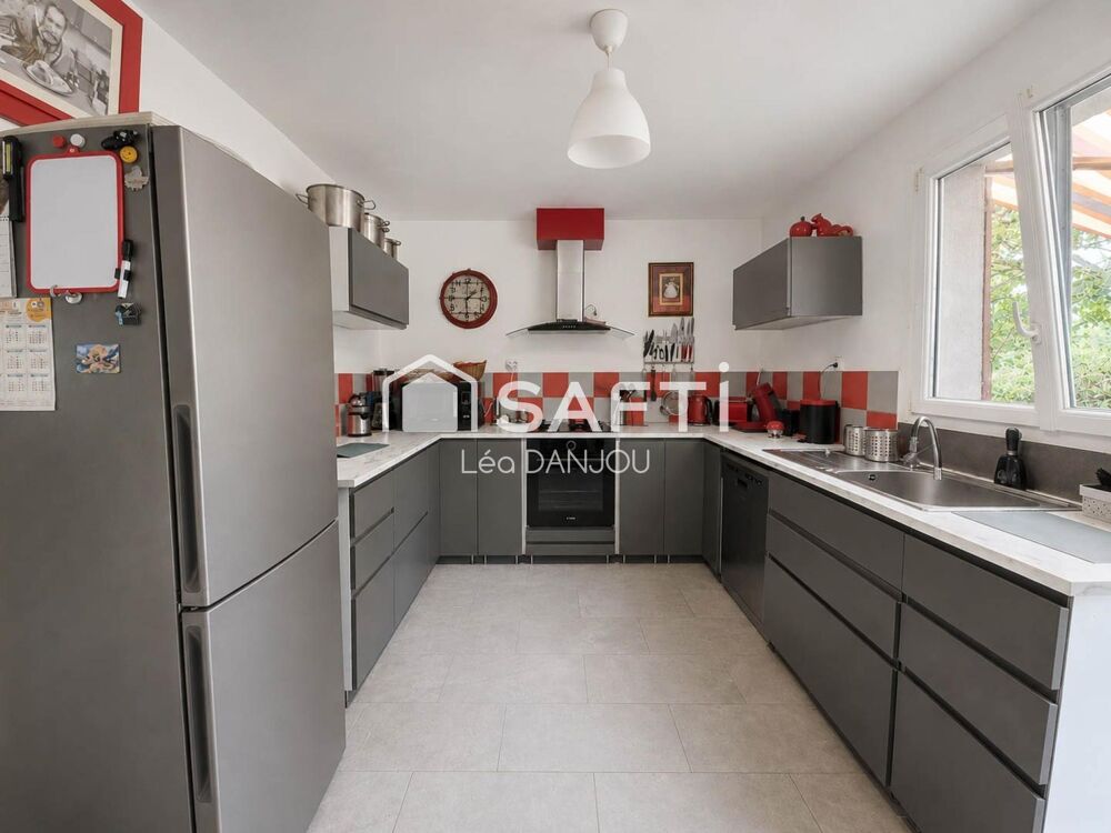 Vente Maison Maison 6 pièces 120m² Herouville-saint-clair