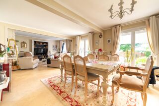  Maison à vendre 9 pièces 182 m²