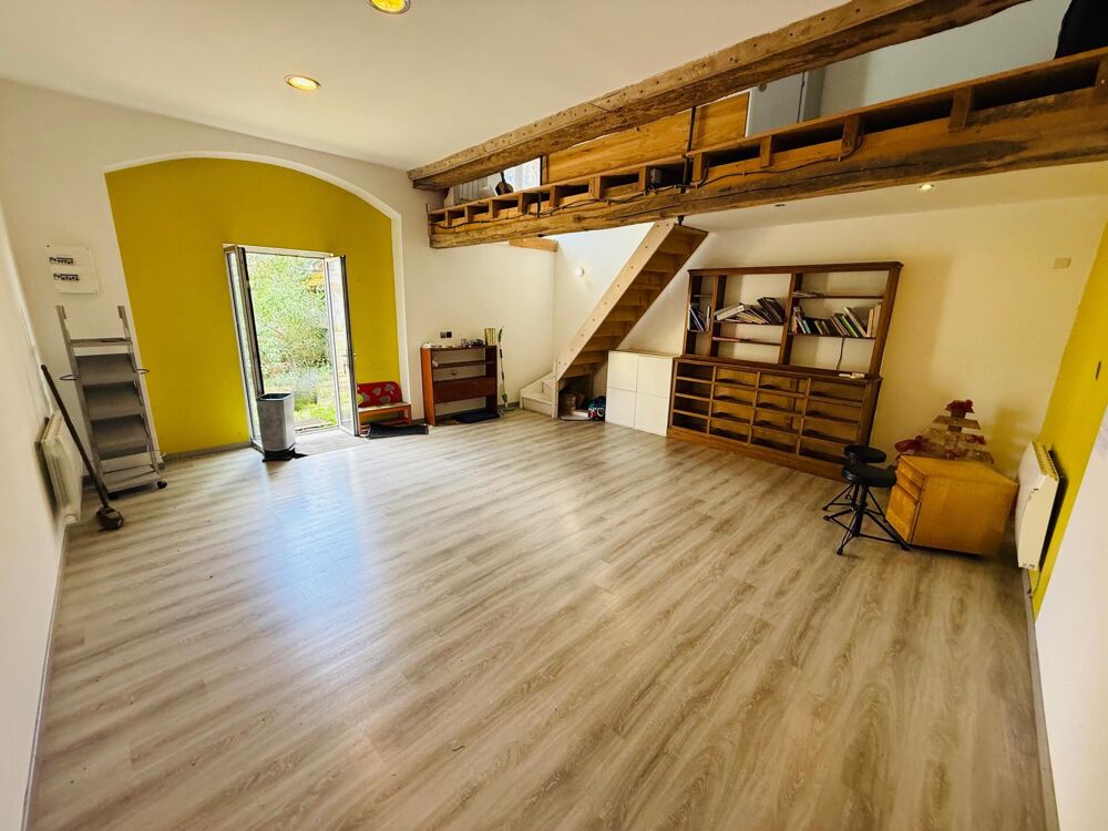 Vente Maison Ensemble immobilier 500m2 au sol possibilit� 4 logements sur 2088m2 de terrain Couargues
