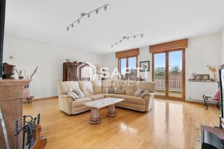  Maison � vendre 6 pi�ces 238 m�