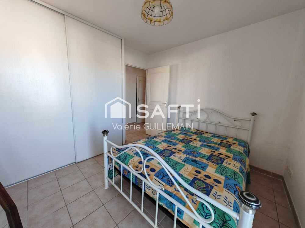 Appartement T4 de 77m² + double garage + place extérieure