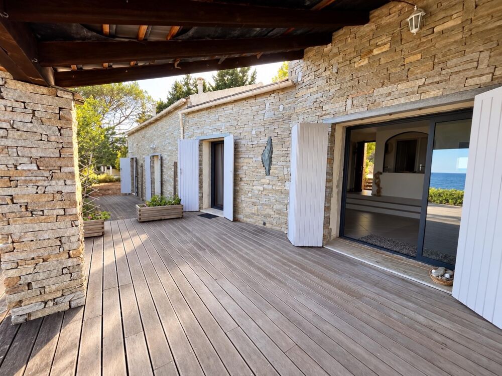 Vente Maison SANTA SEVERA – LURI | Une propriété pieds dans l'eau, face à la Méditerranée Luri