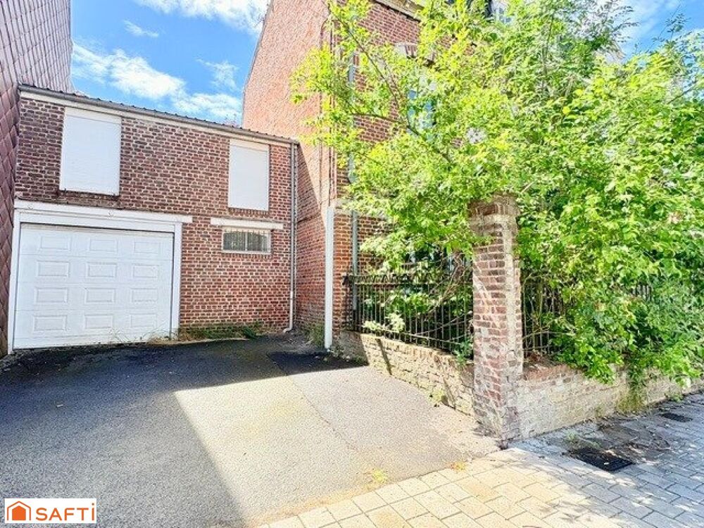 Vente Maison À VENDRE – VALENCIENNES – AVENUE DE LIÈGE– GARAGE–6 CHAMBRES Valenciennes