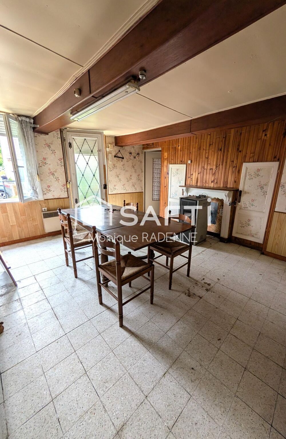 MAISON INDIVIDUELLE DE PLAIN PIED A RENOVER