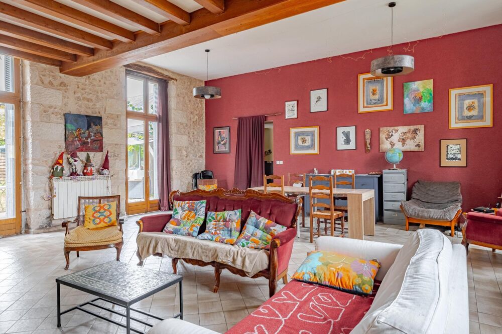 Vente Maison Ancienne école-11 chambres-2 gîtes-Proche Langeais Avrille-les-ponceaux