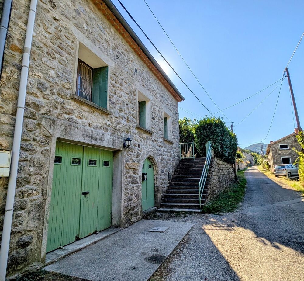 Vente Maison Maison en pierre au cœur d'un écrin de nature La souche