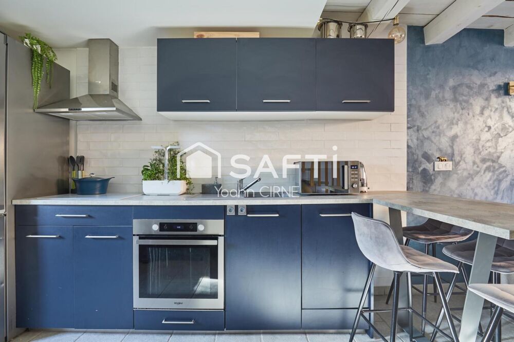 Vente Appartement Duplex T2/3 50 m2 centre historique Aix-en-provence