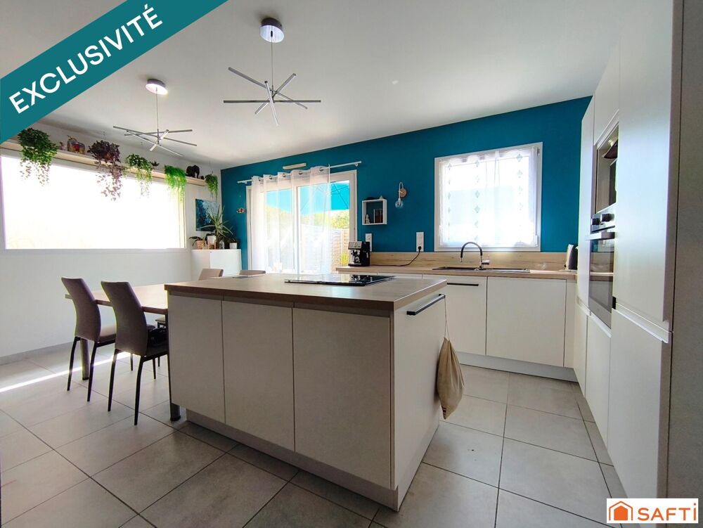 Maison contemporaine de 2019 avec commodités à pied