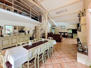  Maison � vendre 10 pi�ces 326 m�