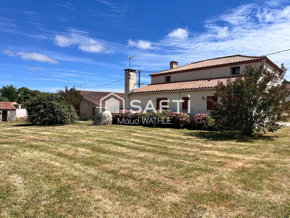 Maison 5 pièces 133 m² · à Saint-Hilaire-la-Foret · 133 m² · 356 000 €