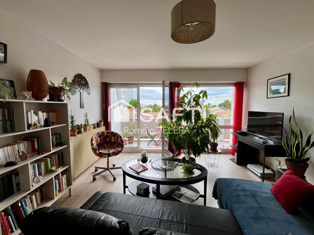 Vente Appartement Nansouty proche Bègles : T2 de 54 m² avec vue dégagée au 3e étage et grand balcon de 11 m² Bordeaux