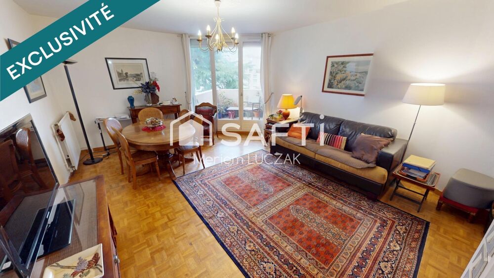 RARE À POISSY  96 m² lumineux, 3 chambres, terrasse, parking, cave, à deux pas de la gare.